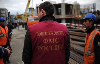 440 de mii de cetățeni moldoveni pot fi expulzaţi din Rusia, cu interdicţia de a munci